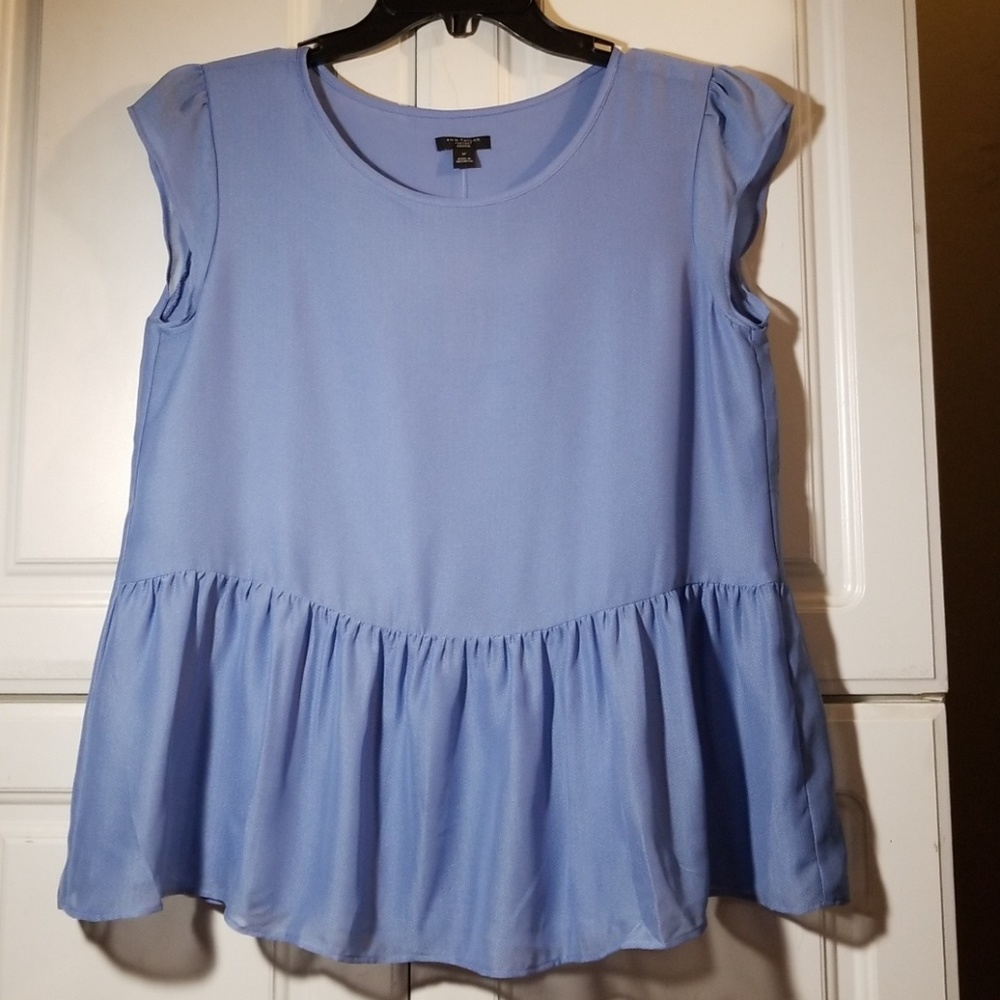 Nwt Ann Taylor Blue Sleeveless Ruffled Blouse